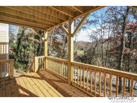 215 Courtland Place - Photo 17