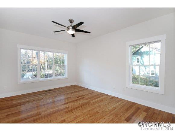 215 Courtland Place - Photo 5
