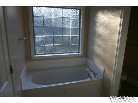 323 Daylily Drive - Photo 14