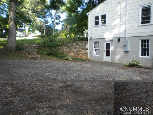 77 Beverly Road - Photo 3