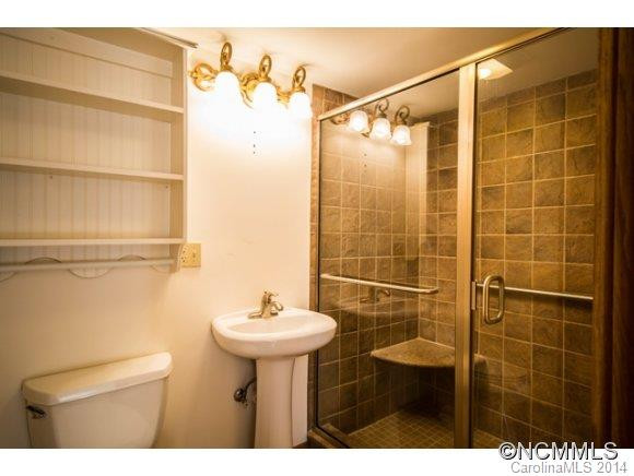55 Beaverbrook Road - Photo 14