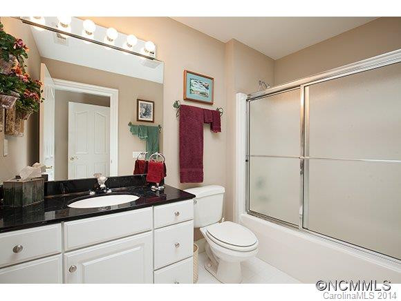 17 Tiverton Lane - Photo 11