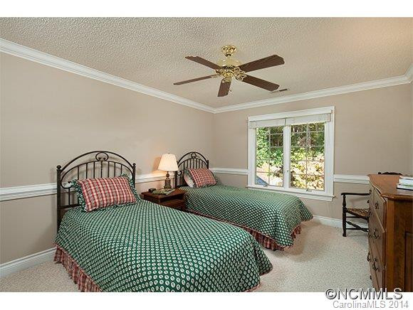 17 Tiverton Lane - Photo 13