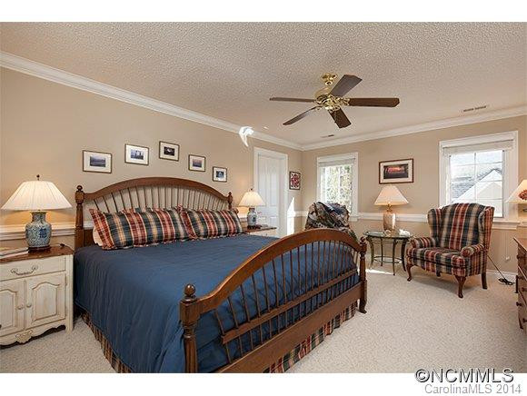 17 Tiverton Lane - Photo 10
