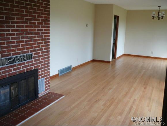 410 Calvert Road - Photo 2