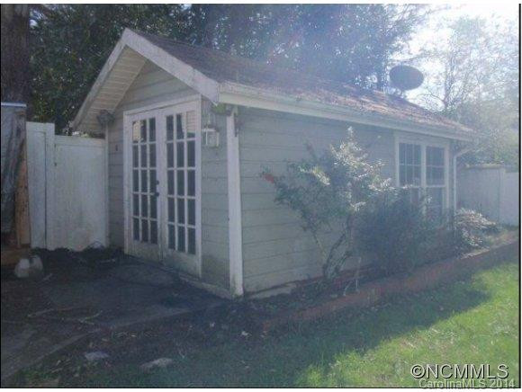 325 West Probart Street - Photo 4