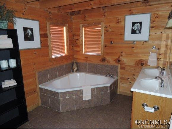 725 Watkins Rd. - Photo 16