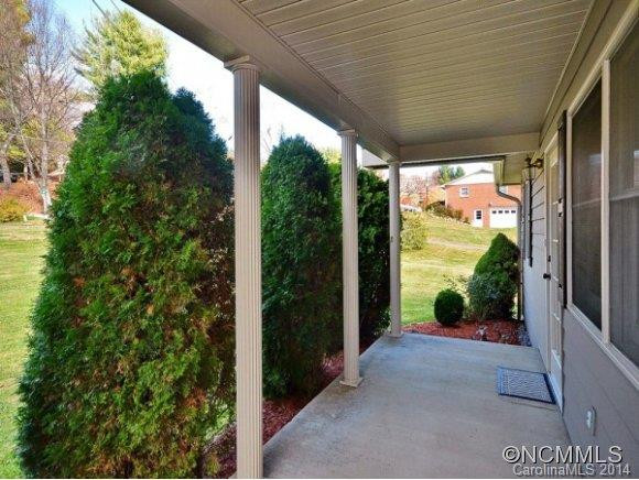 306 GOLF COURSE ROAD - Photo 13