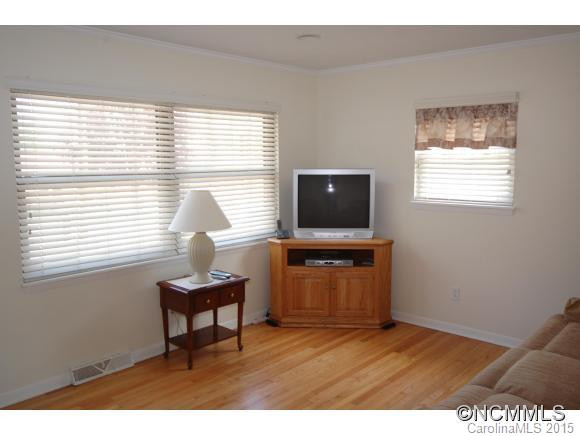 504 Deaverview Rd - Photo 4