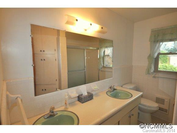 221 Balsam Rd. - Photo 12