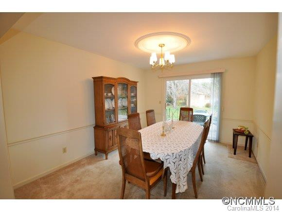 221 Balsam Rd. - Photo 3