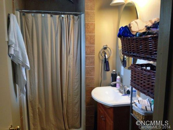 33 Wentworth Avenue - Photo 9