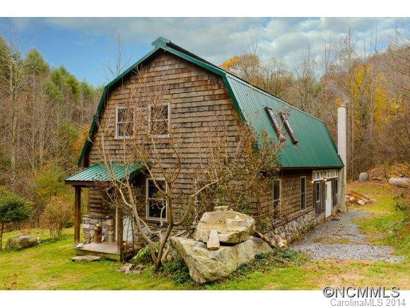 379 Doe Branch Road - Photo 2