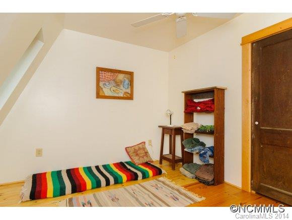 379 Doe Branch Road - Photo 11