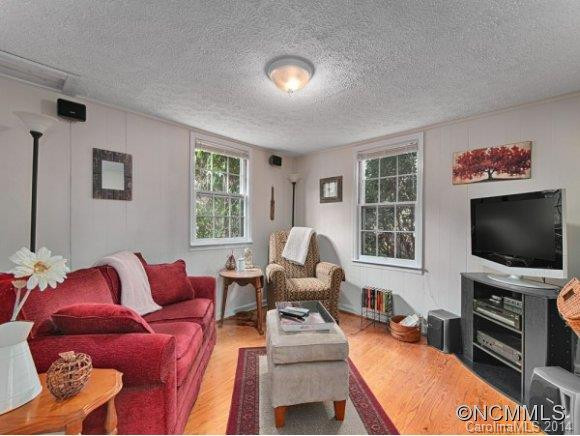 314 CANDLEWOOD CIRCLE - Photo 8