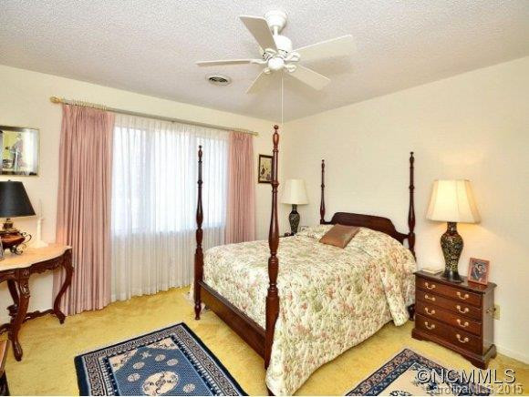 402 Crowfields Drive - Photo 17