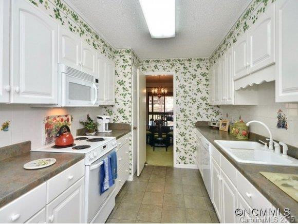 402 Crowfields Drive - Photo 9