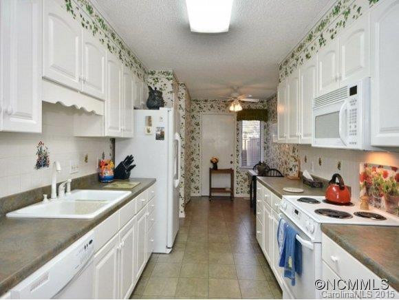 402 Crowfields Drive - Photo 10