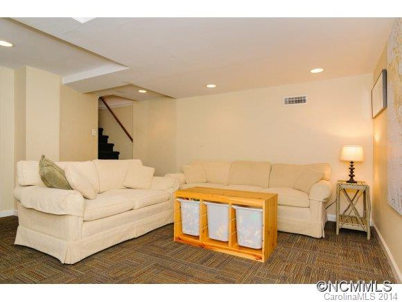 22 Warwick Place - Photo 18