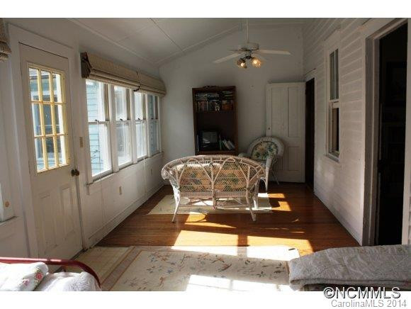 357 Chisholm - Photo 12