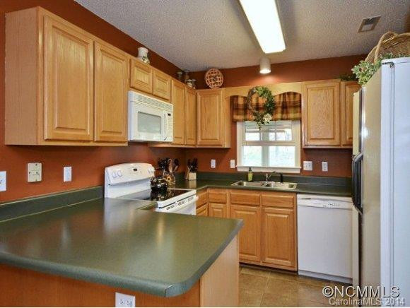1013 THORNCREST DRIVE - Photo 8