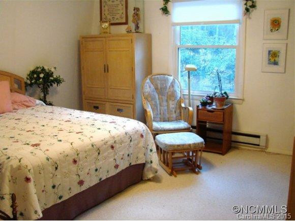477 Locust - Photo 12