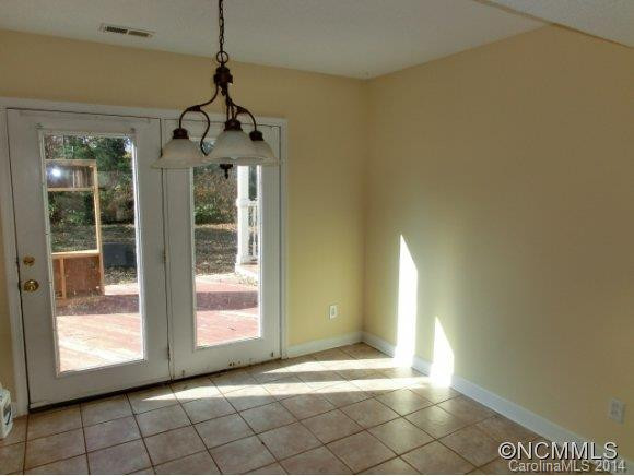 67 Lynwood Circle - Photo 5