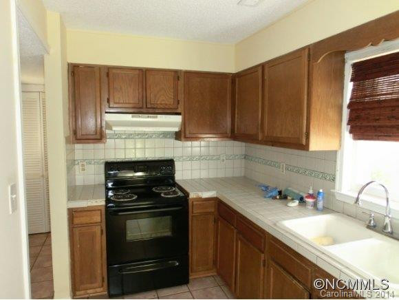 67 Lynwood Circle - Photo 6