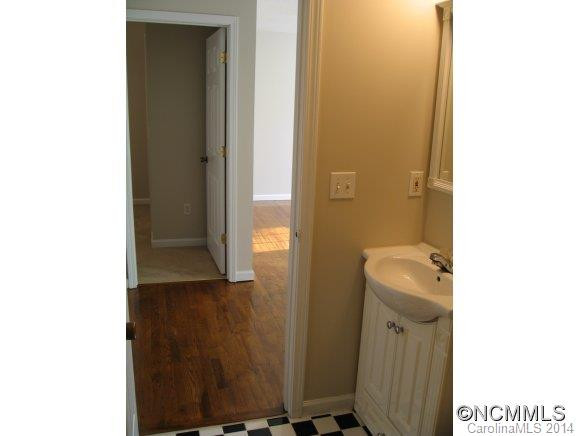 150 Stewart Street - Photo 5