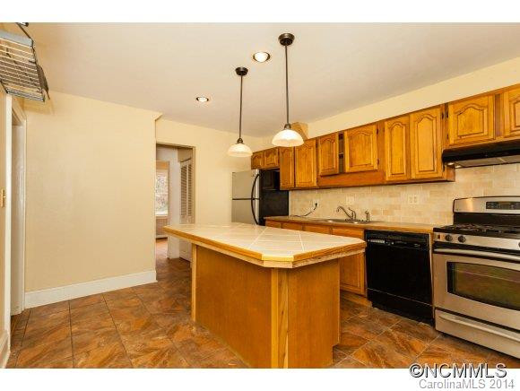 30 Caledonia - Photo 23