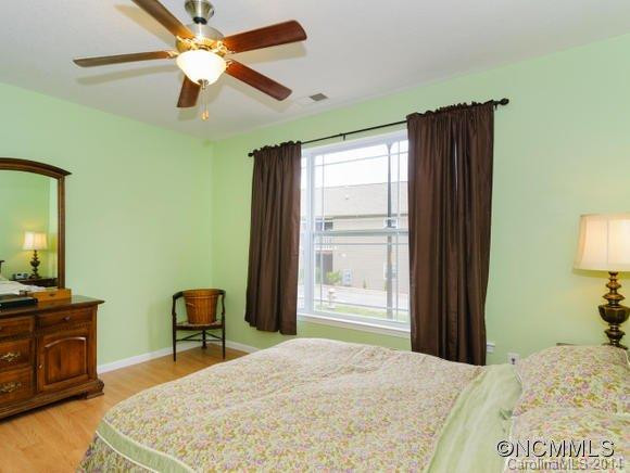 11 Northbrook Pl. Apt. B - Photo 15