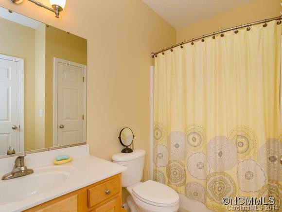11 Northbrook Pl. Apt. B - Photo 16