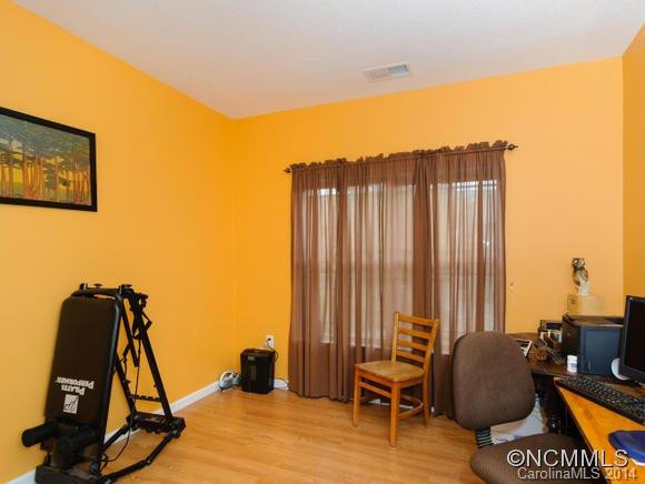 11 Northbrook Pl. Apt. B - Photo 17