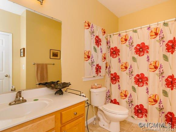 11 Northbrook Pl. Apt. B - Photo 18