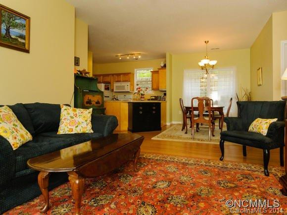 11 Northbrook Pl. Apt. B - Photo 6