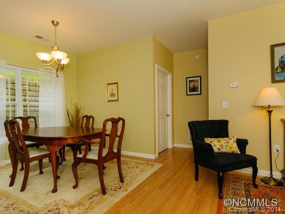 11 Northbrook Pl. Apt. B - Photo 7