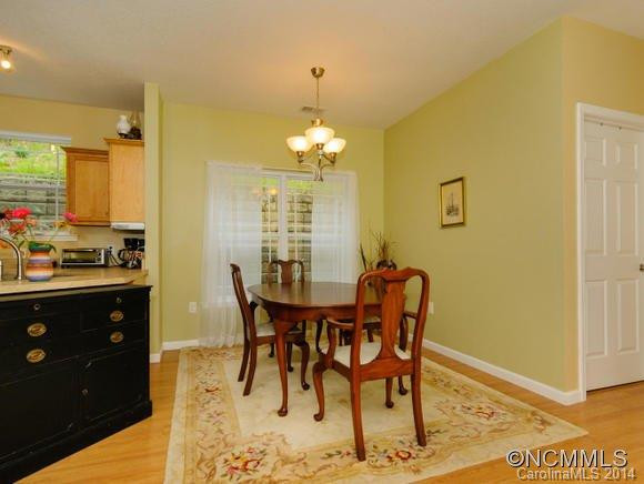 11 Northbrook Pl. Apt. B - Photo 8