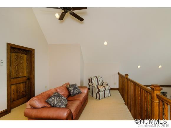 462 Holmes Road - Photo 17