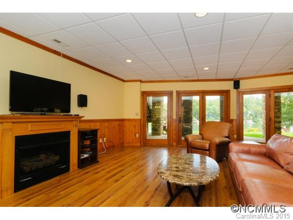 462 Holmes Road - Photo 20