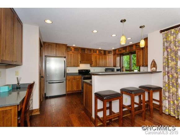 462 Holmes Road - Photo 8