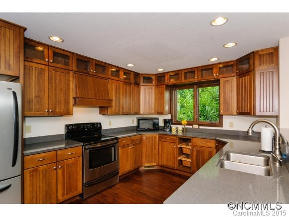 462 Holmes Road - Photo 9