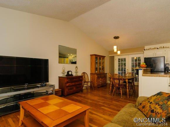 4 Muirfield Drive - Photo 3