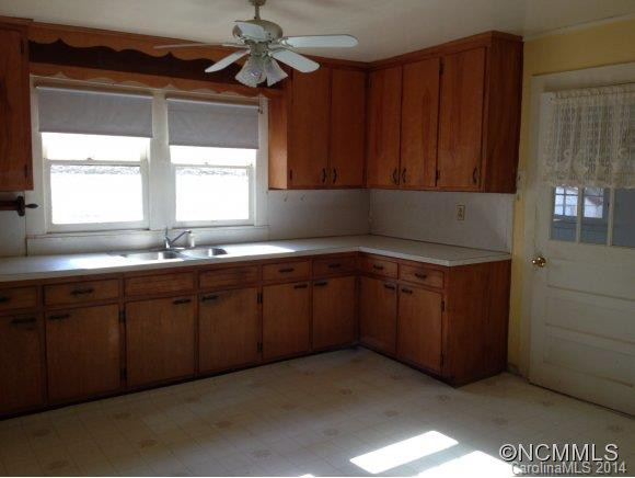 272 Hall Town Road - Photo 6