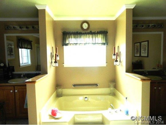 517 Riverwind Dr. - Photo 14
