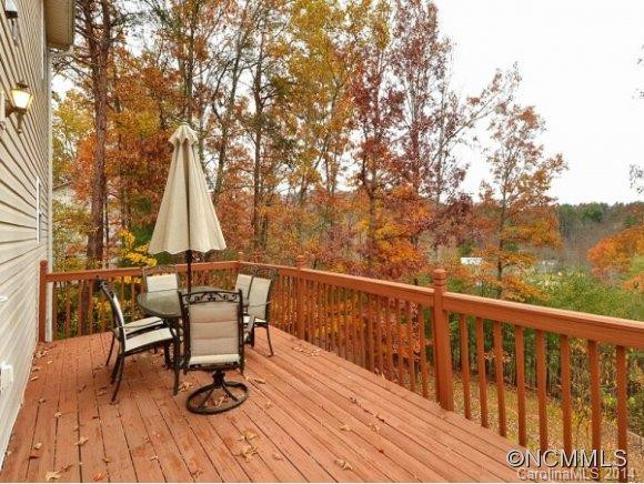 66 RED MAPLE DRIVE - Photo 2
