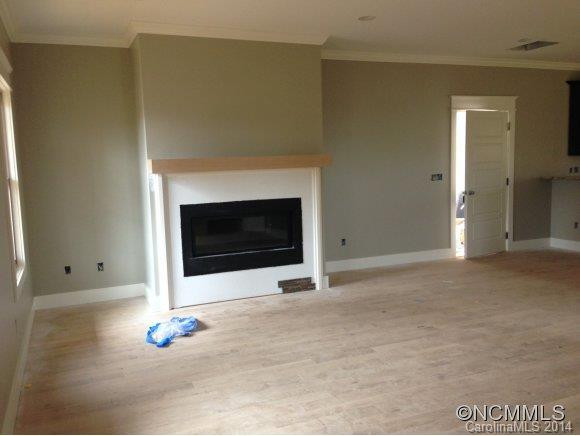 71 Mclain St. - Photo 4