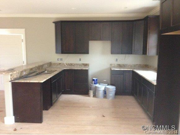 71 Mclain St. - Photo 5