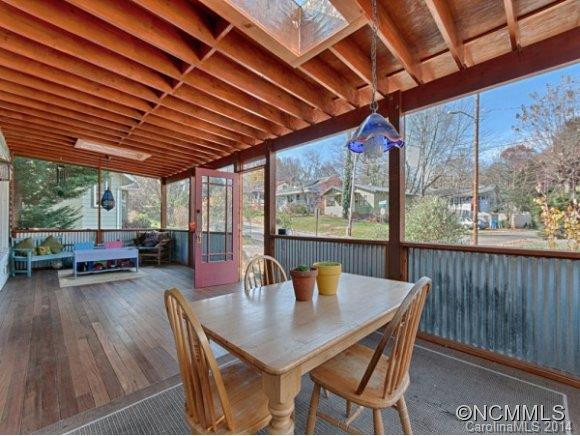 214 Sulphur Springs Road - Photo 2