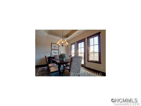 128 Doveridge Drive - Photo 4