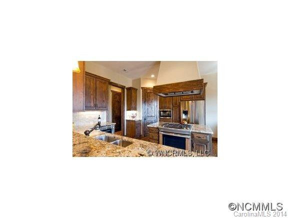 128 Doveridge Drive - Photo 5